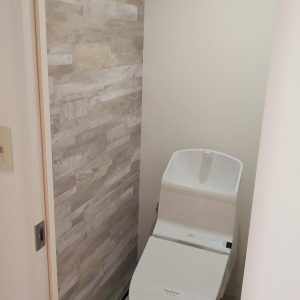 川崎市高津区マンションにて人気のTOTO HVウォシュレット一体型でのトイレリフォーム事例