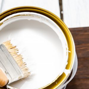 我が家の屋根にはどれを使うべき？屋根塗料の種類を教えて！